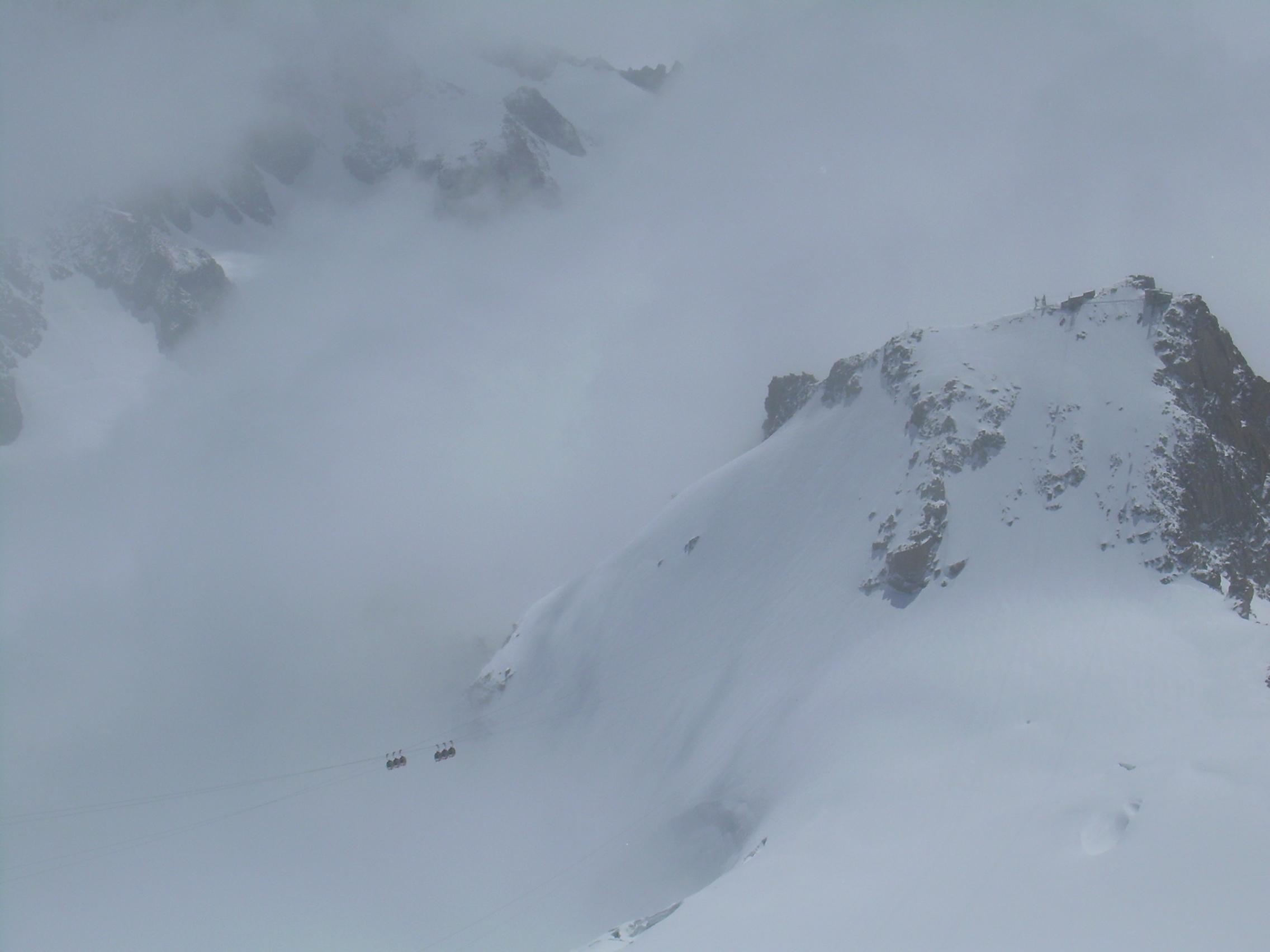 Gondolas from Cosmiques Arete.JPG